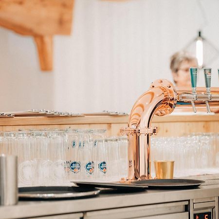 Hotel Restaurant Krone Aarberg ภายนอก รูปภาพ