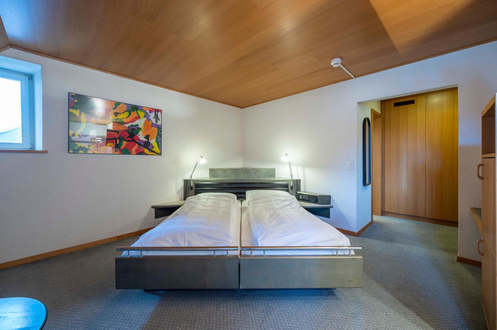 Hotel Restaurant Krone Aarberg ภายนอก รูปภาพ