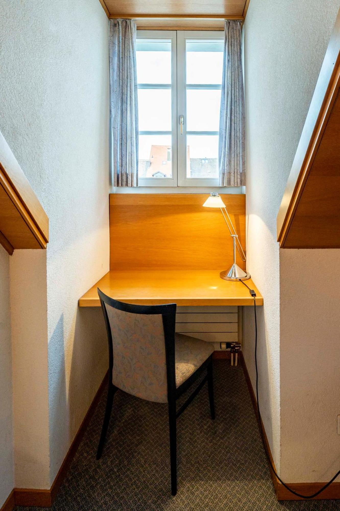 Hotel Restaurant Krone Aarberg ห้อง รูปภาพ